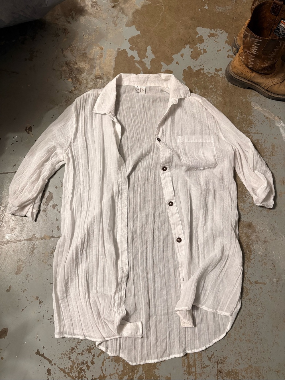 a.n.a White Textured Lightweight Button-Down Shirt